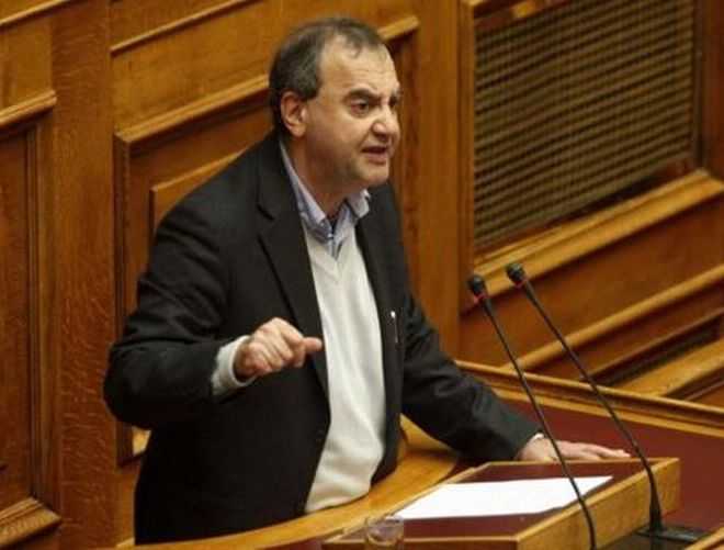 Στρατούλης