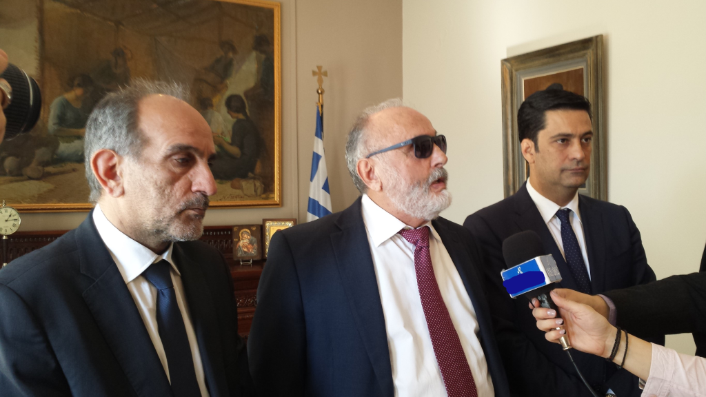 2015-28-10--14-57-50