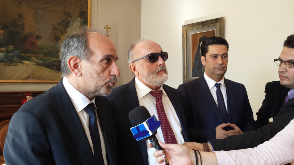 2015-28-10--14-58-42