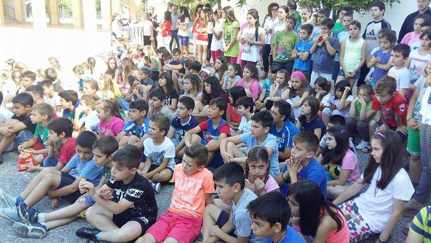 13390810_540477379470862_1659770119_n