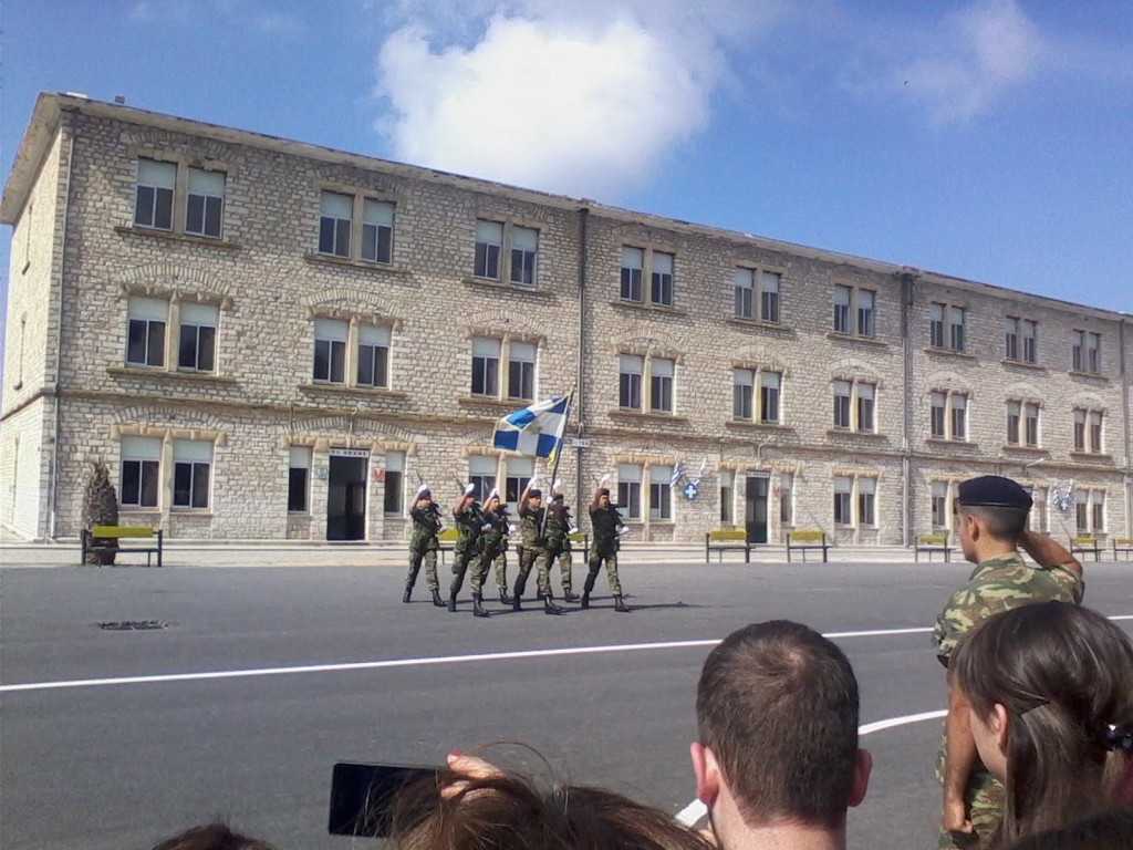 13396748_318493408486187_1911353112_o