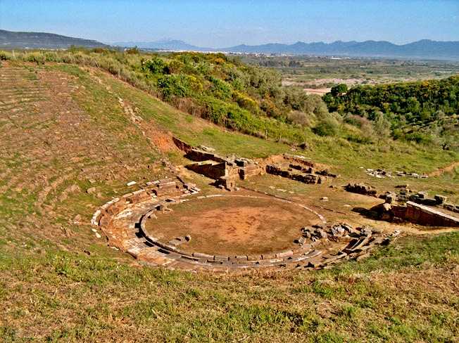 Stratos_Ancient_theater