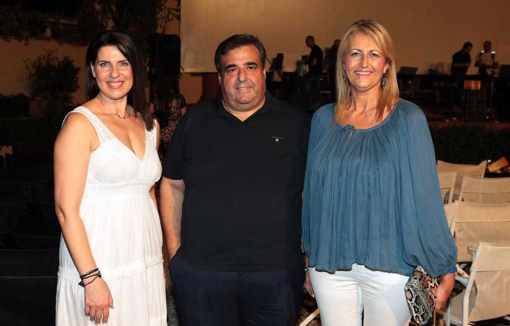 14273349_655708201251772_839827696_o