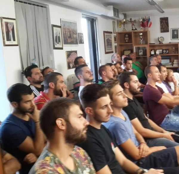 14397949_1476677272358887_1371373052_n