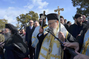 18mesologgi_theofaneia